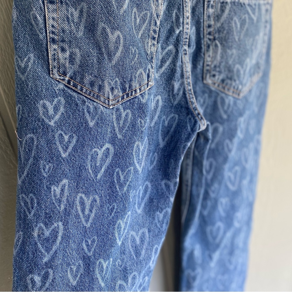 Pull&Bear Heart Straight Leg Blue Jeans Raw Hem 4 - Picture 5 of 6